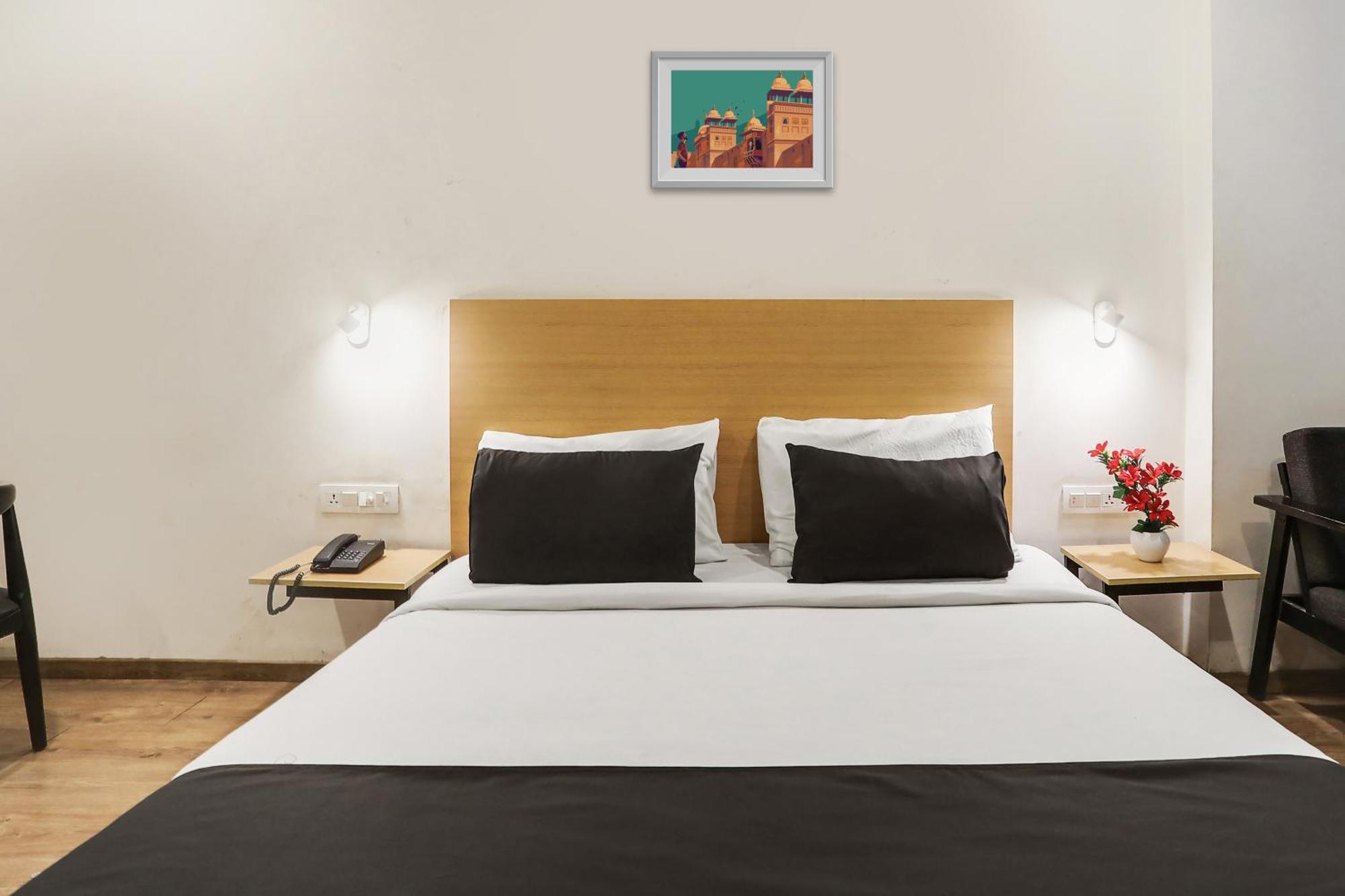 Townhouse Rajdhani Residency Sururnagar Exterior photo