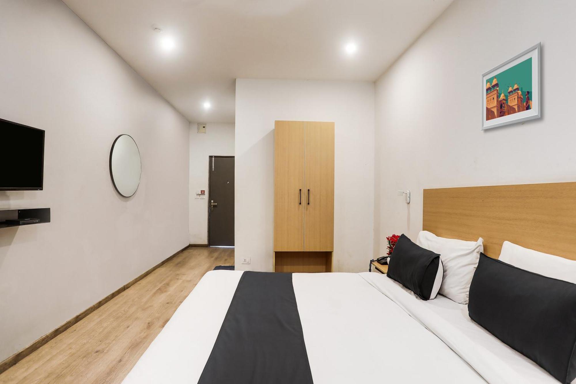 Townhouse Rajdhani Residency Sururnagar Exterior photo