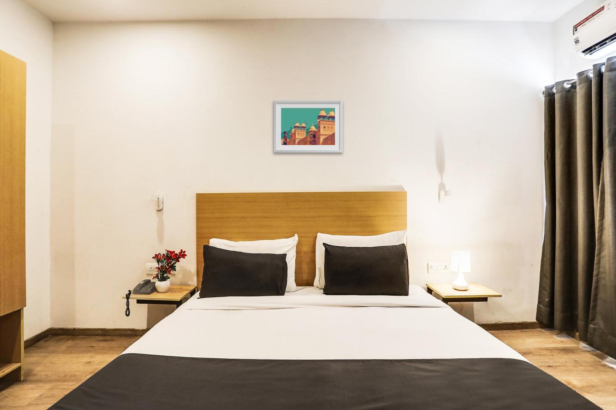 Townhouse Rajdhani Residency Sururnagar Exterior photo
